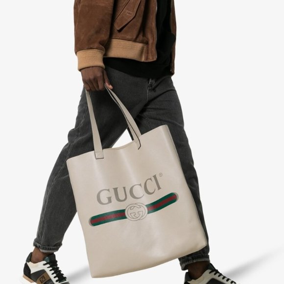 Gucci Logo Print Leather Tote Bag in White - Picture 5 of 9
